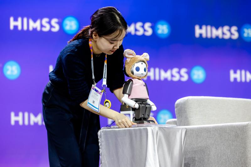 Samsung Medical Center robot HIMSS 2025