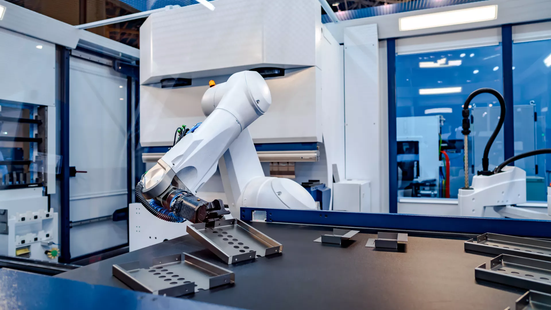 frontiers-|-adaptive-multi-mode-locomotion-for-bipedal-wheel-legged-robots-via-sparse-mixture-of-experts-deep-reinforcement-learning