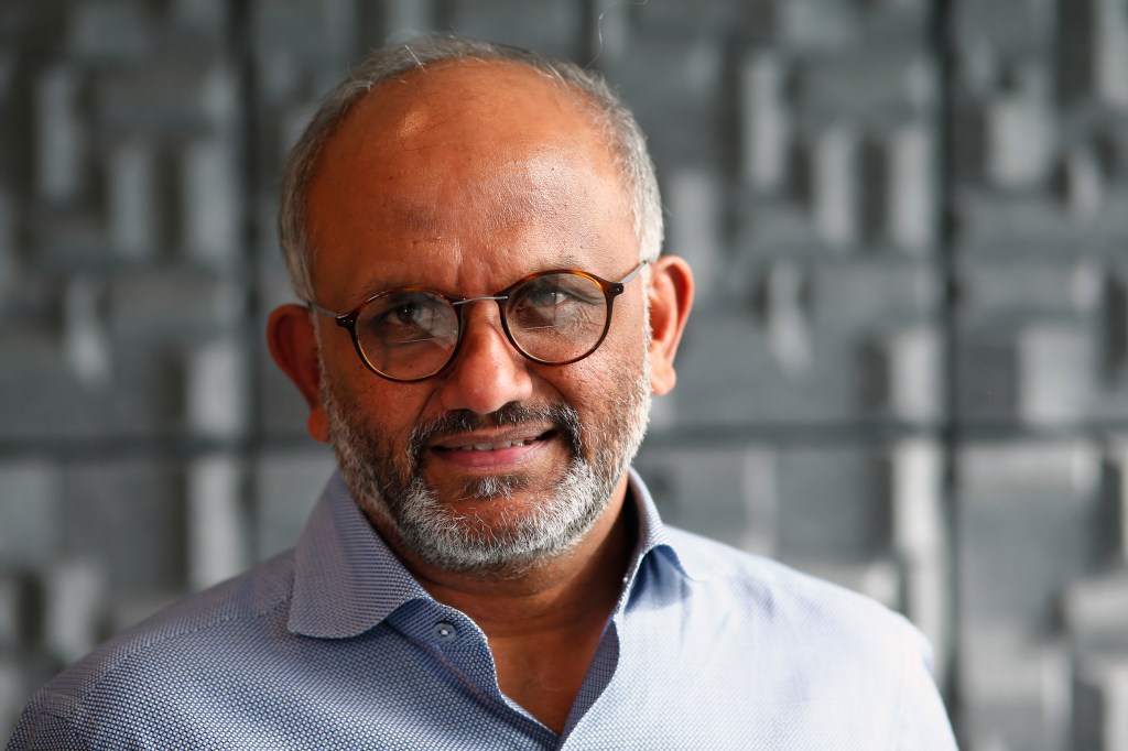 adobe-ceo-to-step-down-in-face-of-investor-concerns-over-ai