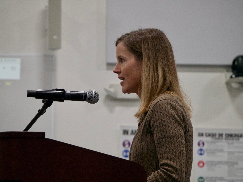 lake-zurich-mom-calls-for-relocation-of-students-accused-in-ai-porn-incident:-‘a-deep-violation-of-the-girls’-personhood’