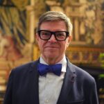 how-yann-lecun’s-startup-challenges-the-logic-behind-today’s-ai.-race
