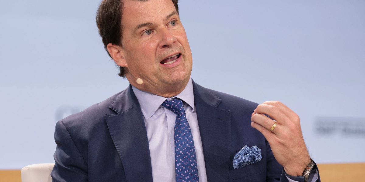 ford-on-why-it-hired-350-‘gray-beard’-engineers:-you-need-their-mentorship-for-younger-workers-— and-to-drive-huge-ai-productivity-gains-|-fortune