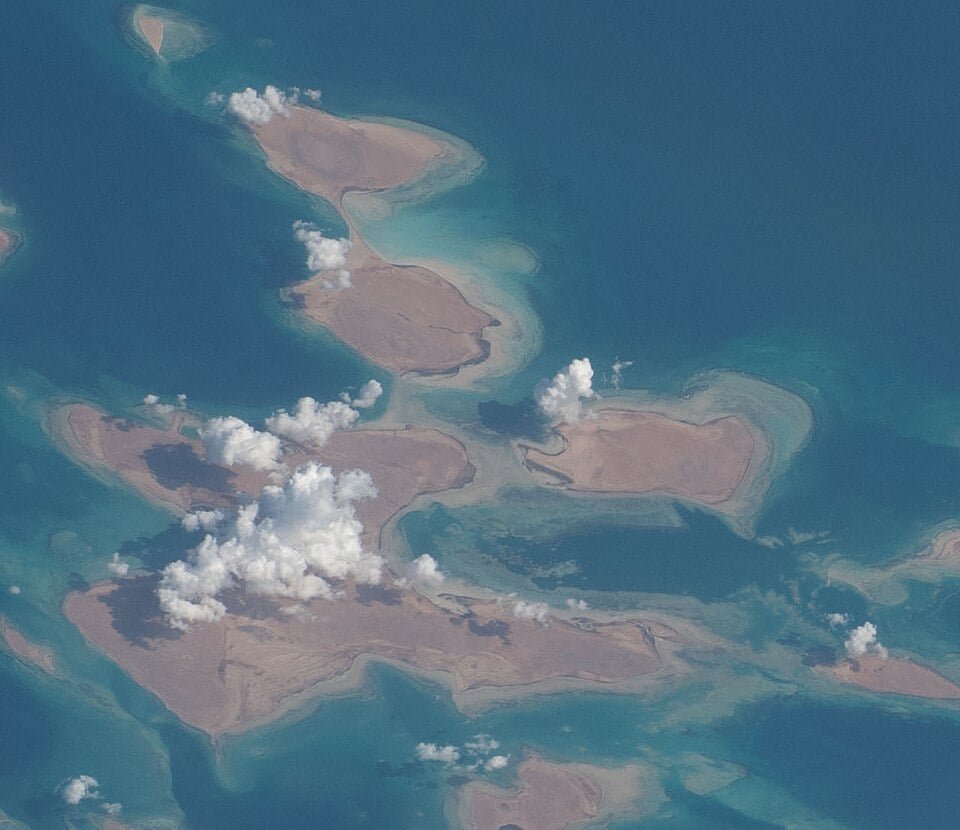 earth-from-orbit-is-unpredictable-and-messy.-could-‘liquid’-ai-clear-the-view?