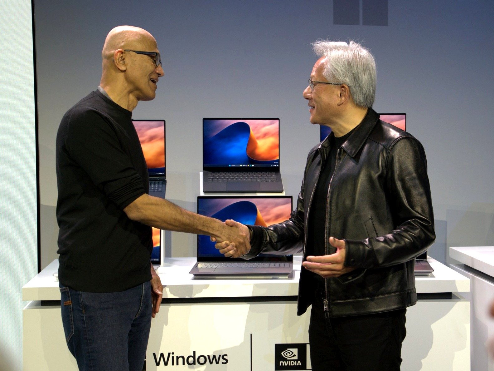 microsoft-plays-the-windows-card-in-the-ai-game,-with-help-from-nvidia